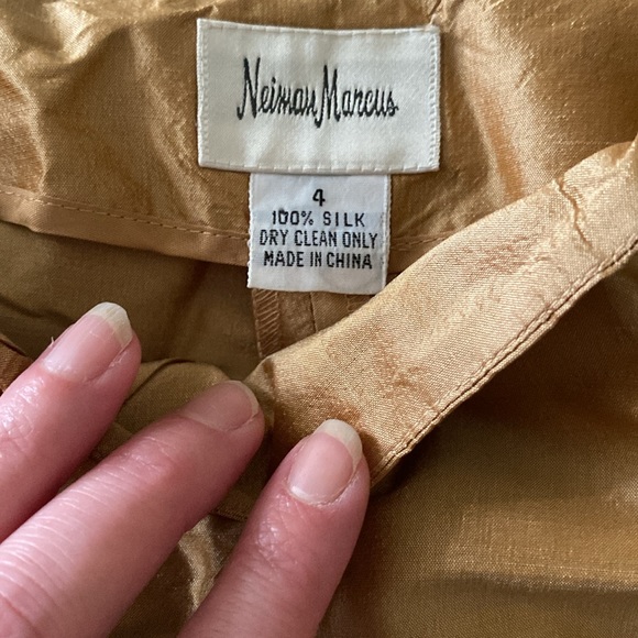 Vintage Neiman Marcus 100% Silk pants - Picture 3 of 6